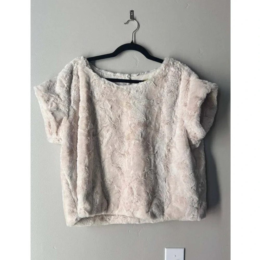 Maeve Anthropologie Faux Fur Boxy Top L Cream Short Sleeve Cottagecore Grunge